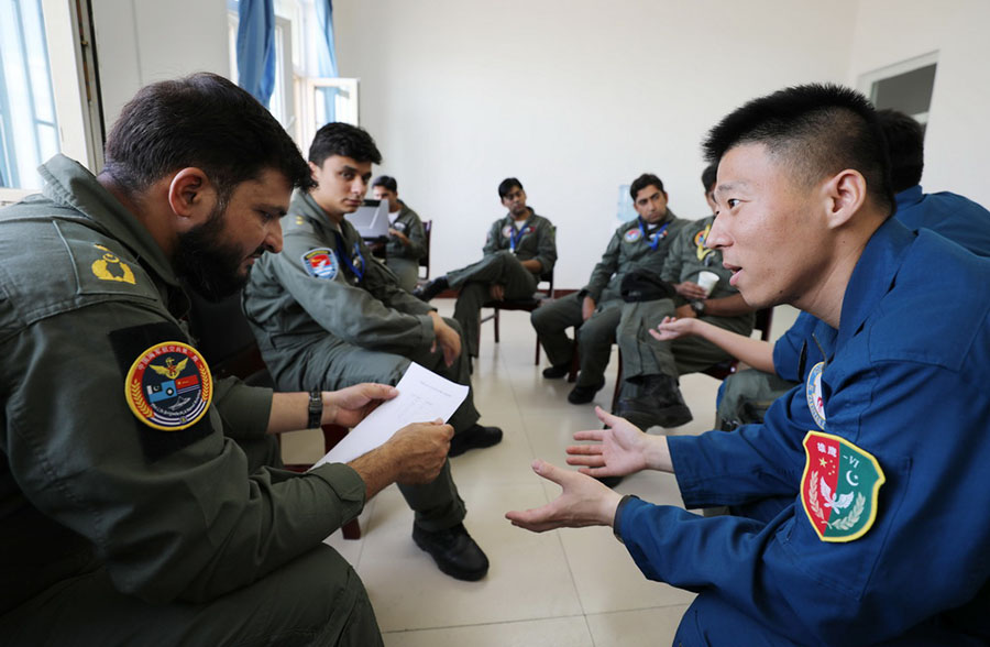 China e Paquistão realizam exercício aéreo conjunto