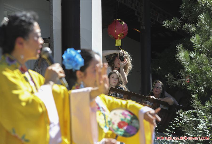 Festival da Lua é celebrado no Jardim dos Acadêmicos Chineses em Nova York