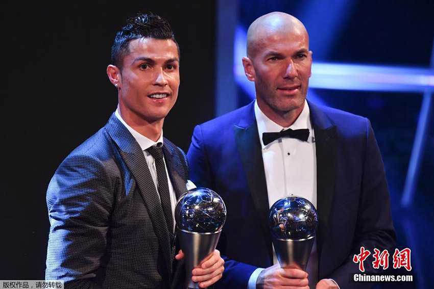 Cristiano Ronaldo novamente eleito melhor jogador do mundo