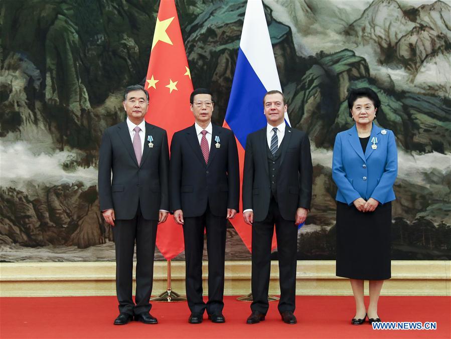 China e Rússia expandem cooperação com assinatura de 20 acordos bilaterais