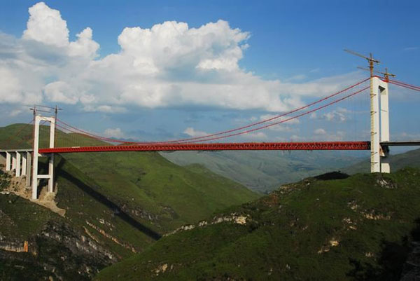 Pontes rodoviárias e ferroviárias de alta velocidade da China atingem novo recorde