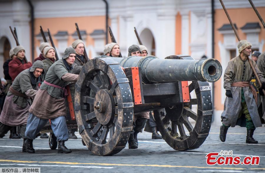 Rússia celebra aniversário da parada de 1941