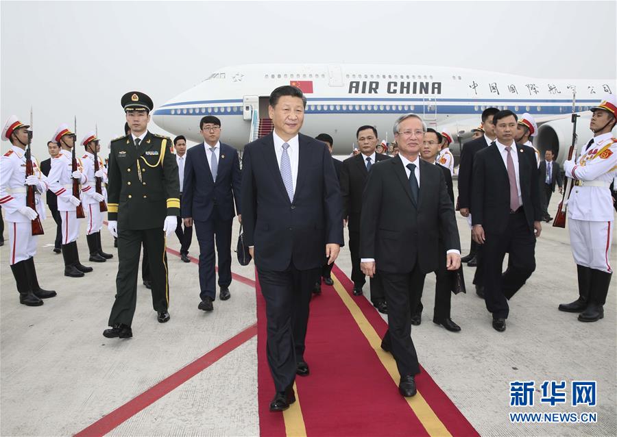 Presidente chinês chega a Hanói para visita de Estado