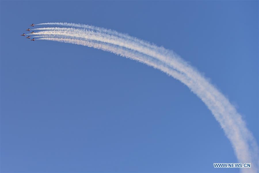 Galeria: Arranca o 15º Show Aéreo de Dubai