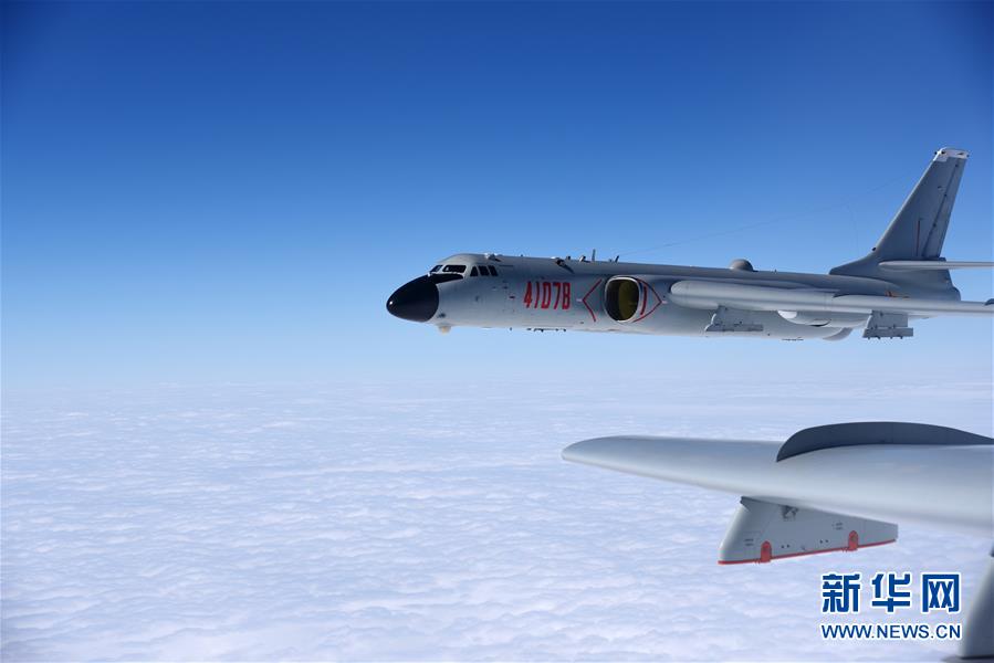 Bombardeiros chineses patrulham Mar do Sul da China