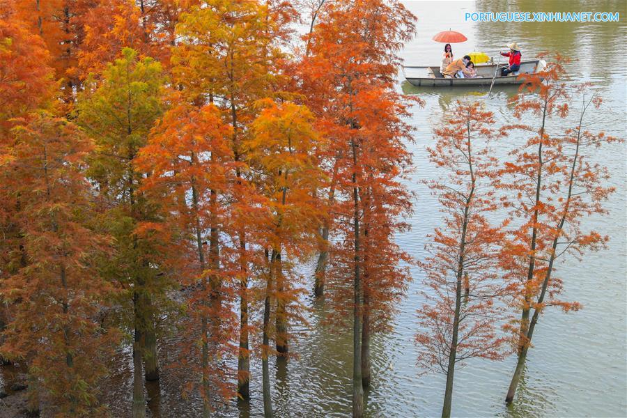 Paisagem do lago Tianquan em Jiangsu