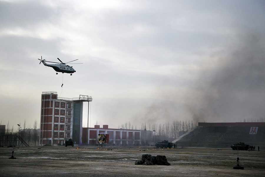 China e Rússia fazem exercício conjunto anti-terrorista