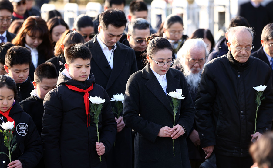 Artistas chineses homenageiam vítimas do Massacre de Nanjing