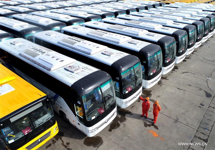 China prepara exportação de 500 ônibus de fabrico doméstico para África