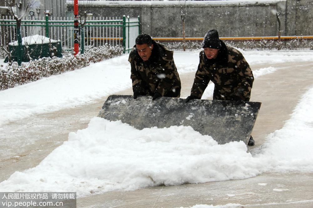 Primeiro nevão de 2018 atinge cidades chinesas