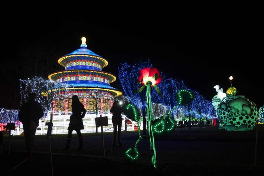 Lanternas tradicionais chinesas exibidas em Gaillac, França