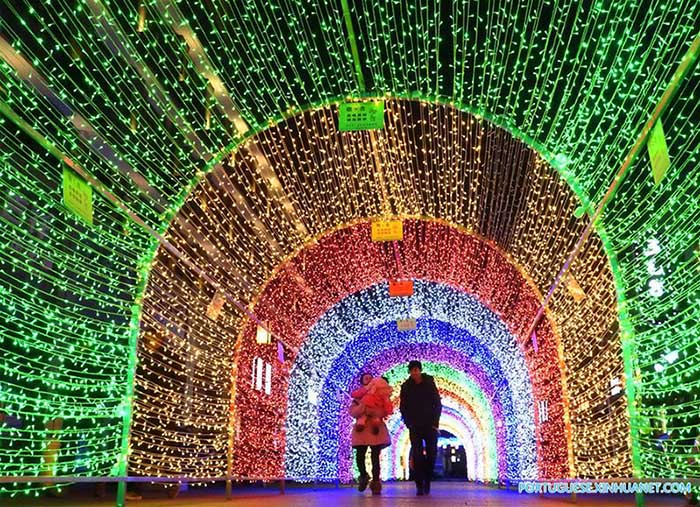 Projetos de iluminação temática instalados para receber Ano Novo chinês em Jiangsu