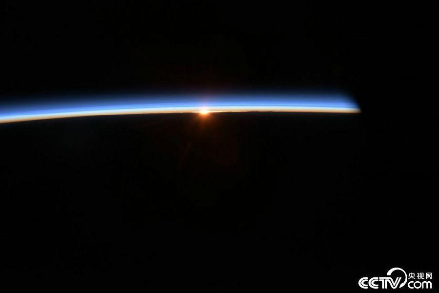 Galeria: Astronautas chineses capturam beleza do espaço