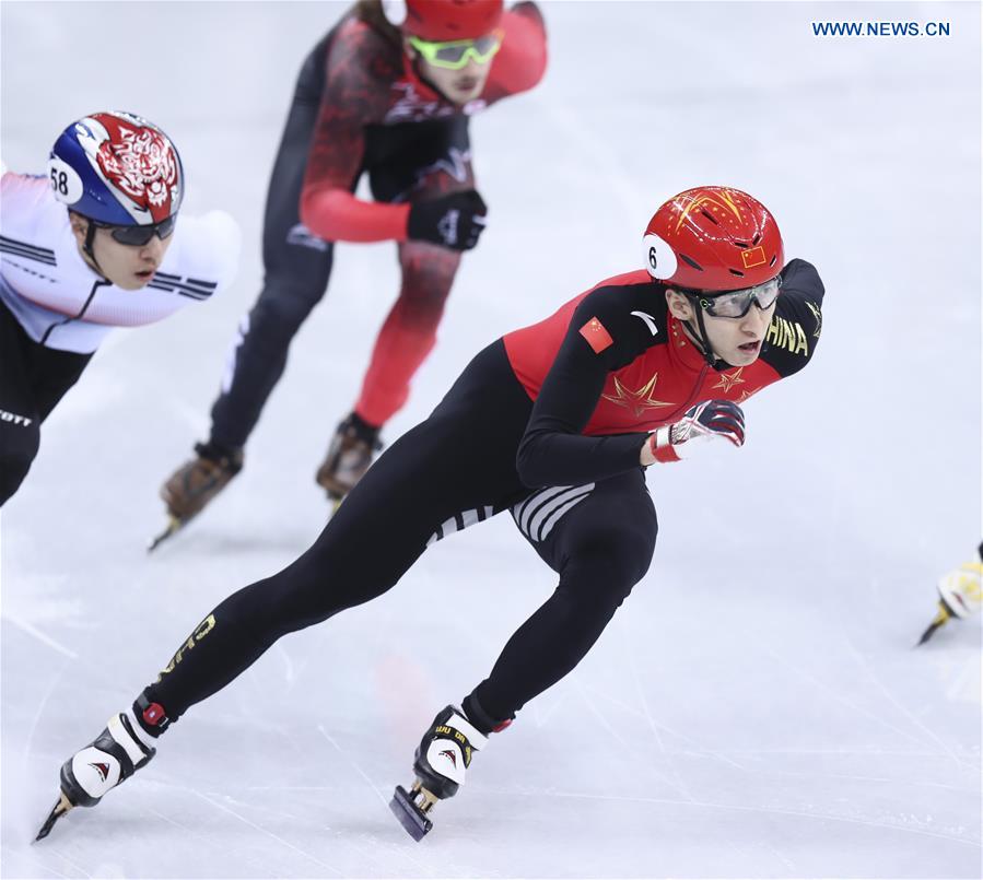 Wu Dajing bate recorde e conquista medalha de ouro em patinação de velocidade em pista curta