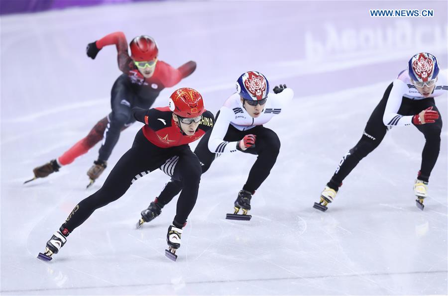 Wu Dajing bate recorde e conquista medalha de ouro em patinação de velocidade em pista curta