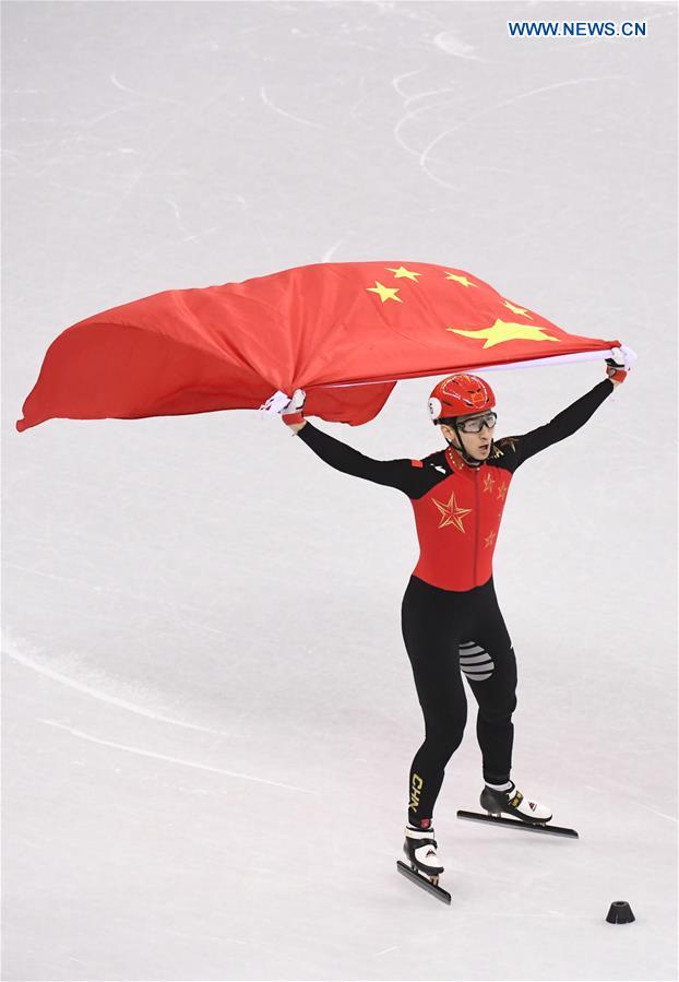 Wu Dajing bate recorde e conquista medalha de ouro em patinação de velocidade em pista curta