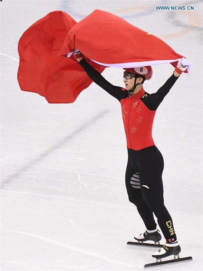 Wu Dajing bate recorde e conquista medalha de ouro em patinação de velocidade em pista curta