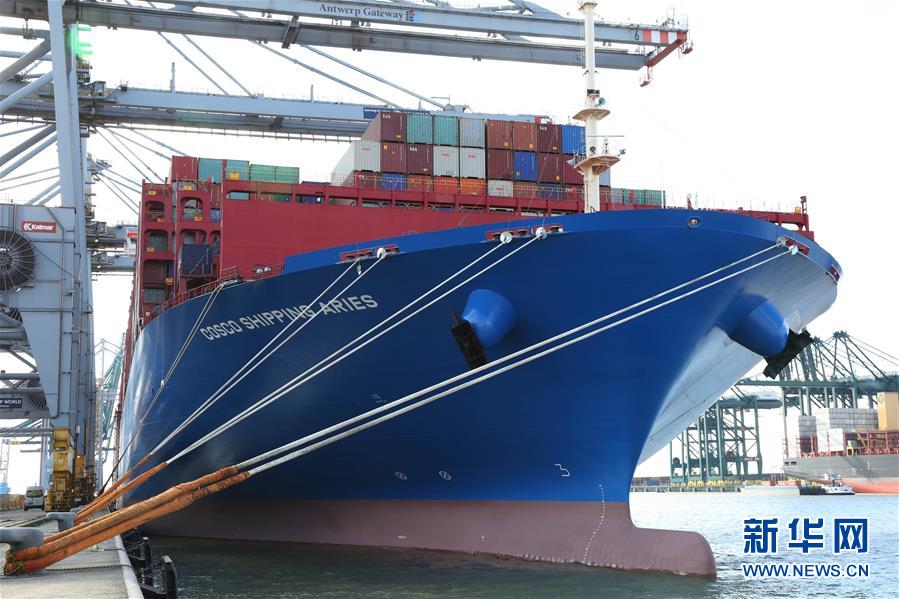 Primeiro grande navio de carga da China com propriedade intelectual independente faz viagem inaugural