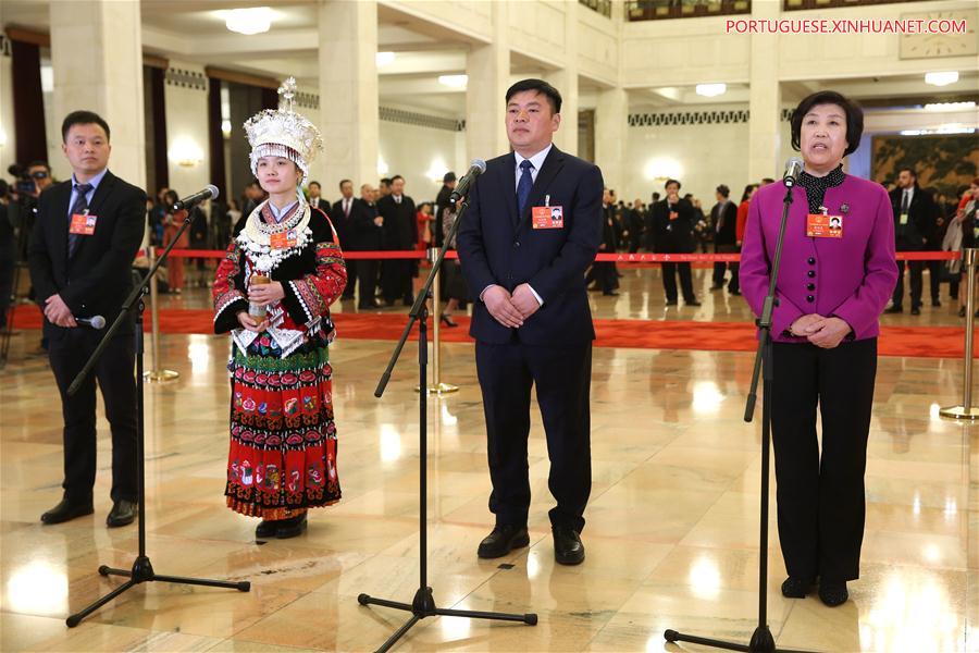 Legisladores chineses estreiam em 