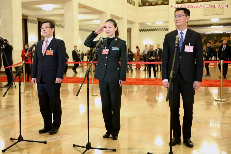 Legisladores chineses estreiam em 