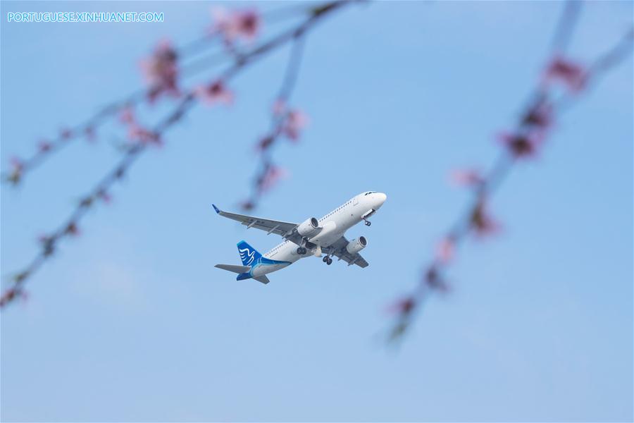 Paisagem do Aeroporto Bijie Feixiong em Guizhou