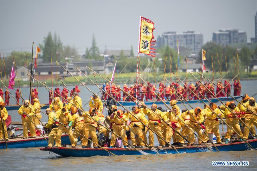 Festival Náutico de Qintong realizado em Taizhou