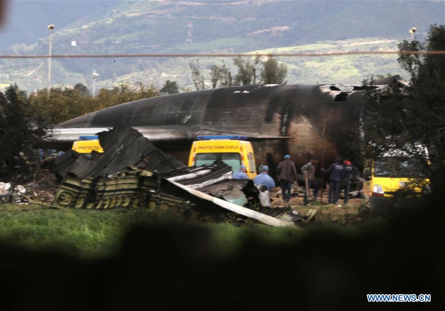 Queda de avião militar na Argélia deixa 257 mortos