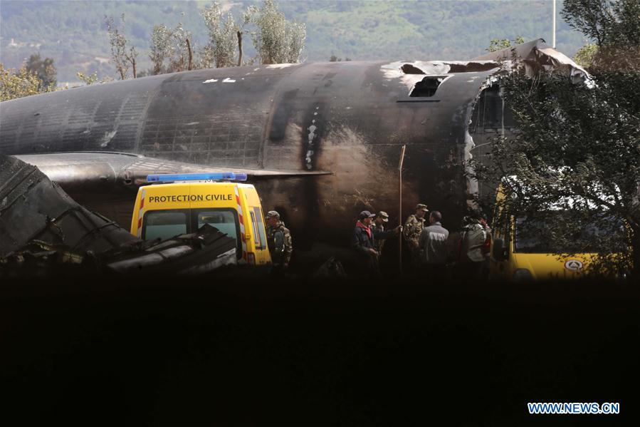 Queda de avião militar na Argélia deixa 257 mortos