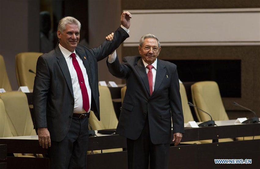 Díaz-Canel é eleito novo presidente de Cuba