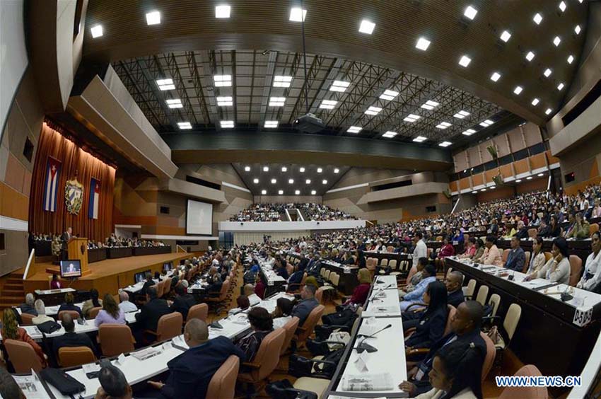 Díaz-Canel é eleito novo presidente de Cuba