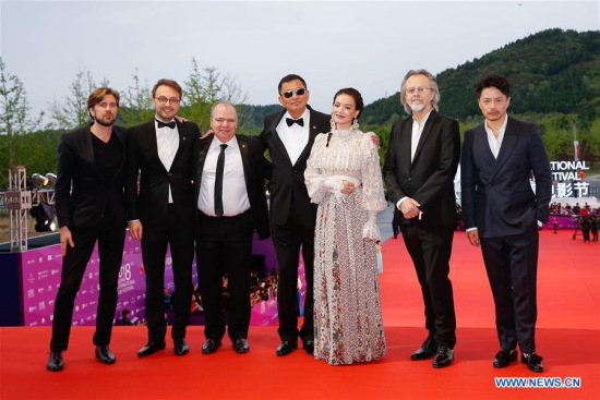 Beijing realiza cerimônia de encerramento Festival Internacional de Cinema