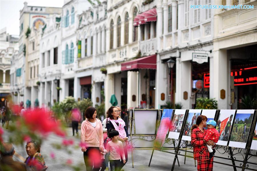 Antiga rua Qilou em Hainan, sul da China