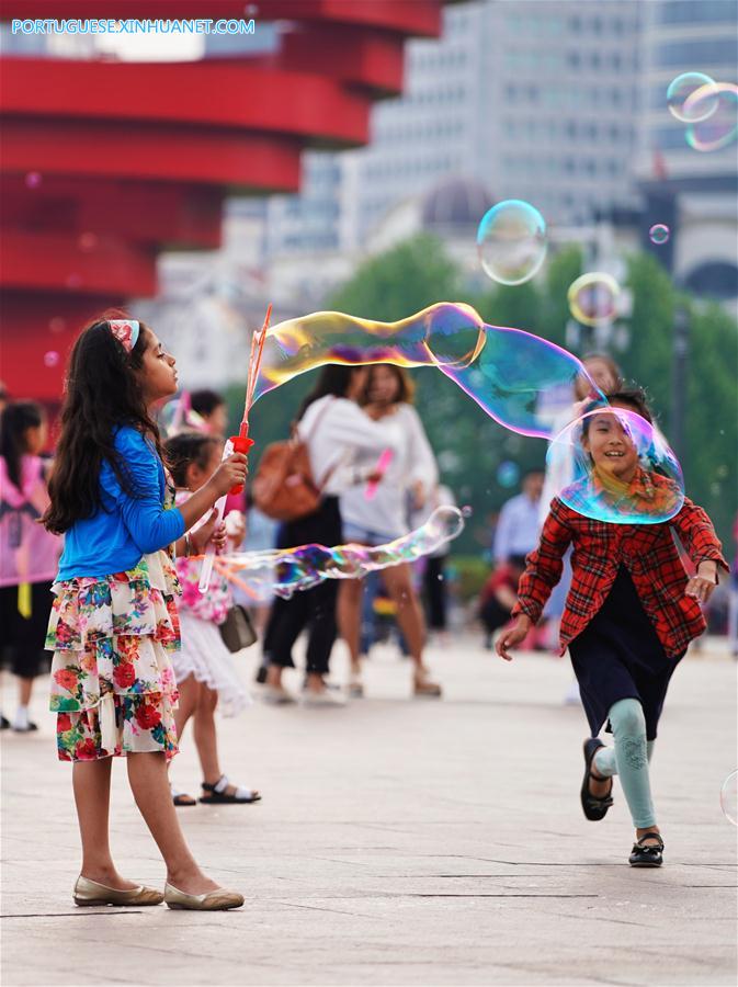 Vida quotidiana em Qingdao, sede da cúpula da OCS