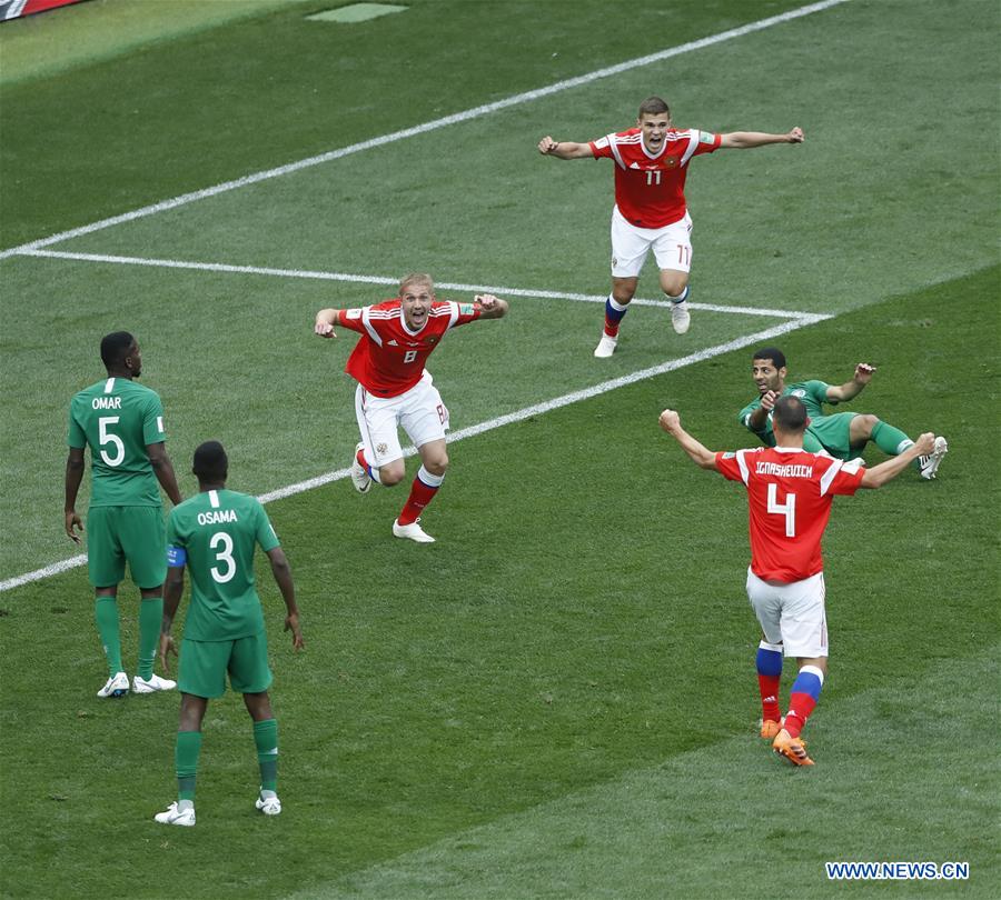 Rússia vence Arábia Saudita por 5-0