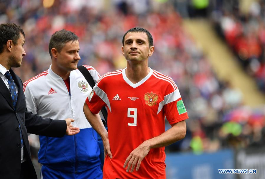 Rússia vence Arábia Saudita por 5-0