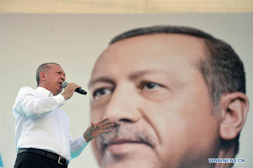 Presidente turco Erdogan e sua aliança ganham eleições presidenciais e parlamentares