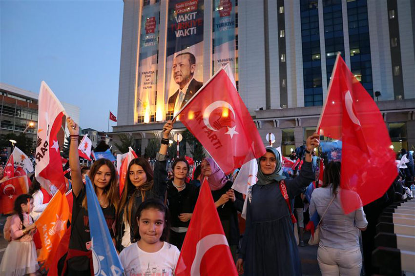 Presidente turco Erdogan e sua aliança ganham eleições presidenciais e parlamentares