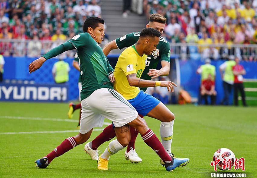 Copa do Mundo: Brasil avança para quartas de final com golos de Neymar e Firmino