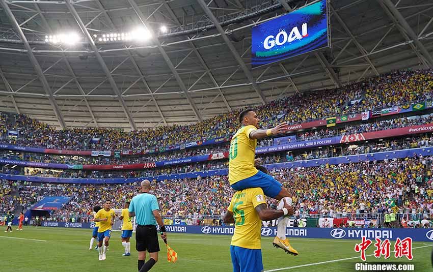 Copa do Mundo: Brasil avança para quartas de final com golos de Neymar e Firmino