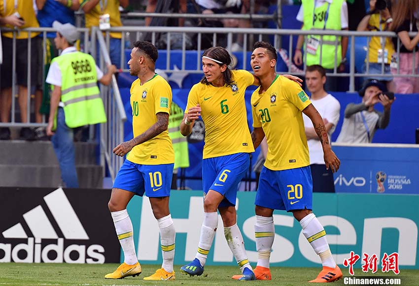 Copa do Mundo: Brasil avança para quartas de final com golos de Neymar e Firmino