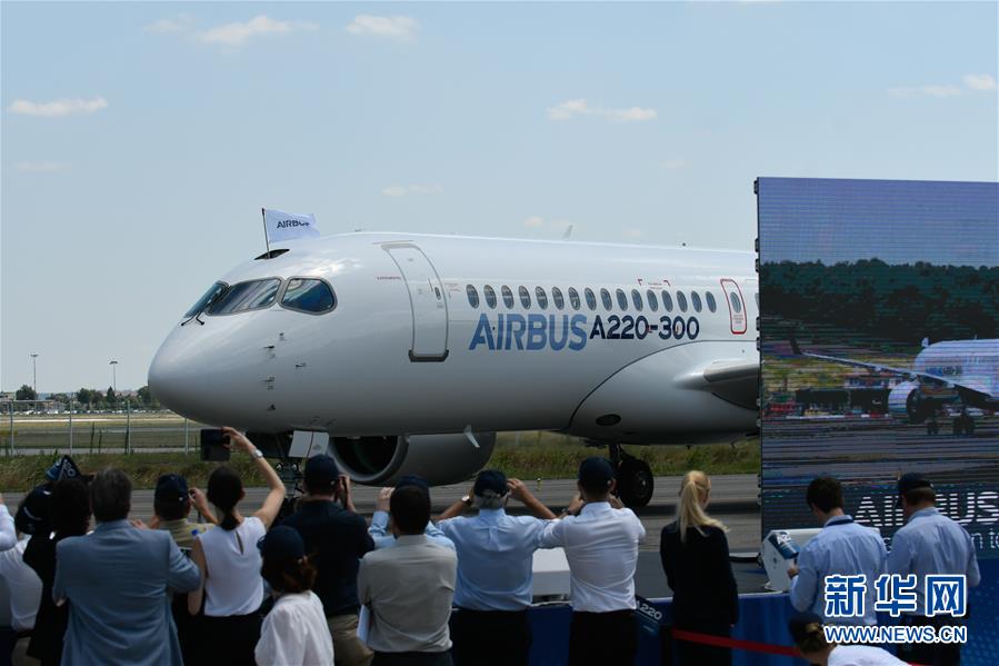 Airbus lança nova série de A220