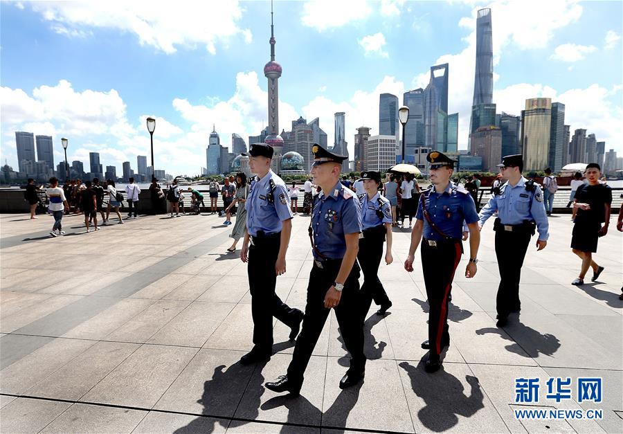 Policiais sino-italianos realizam segunda patrulha conjunta