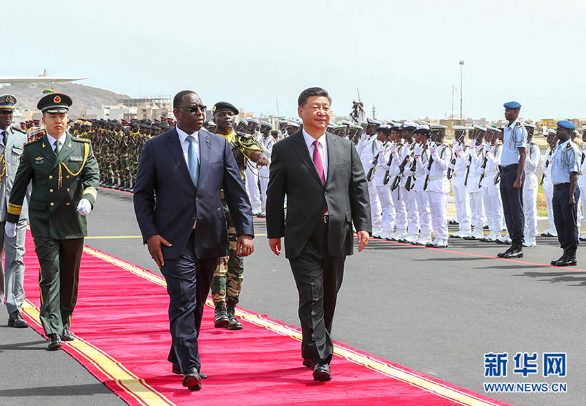 Presidente chinês Xi chega ao Senegal para visita de Estado