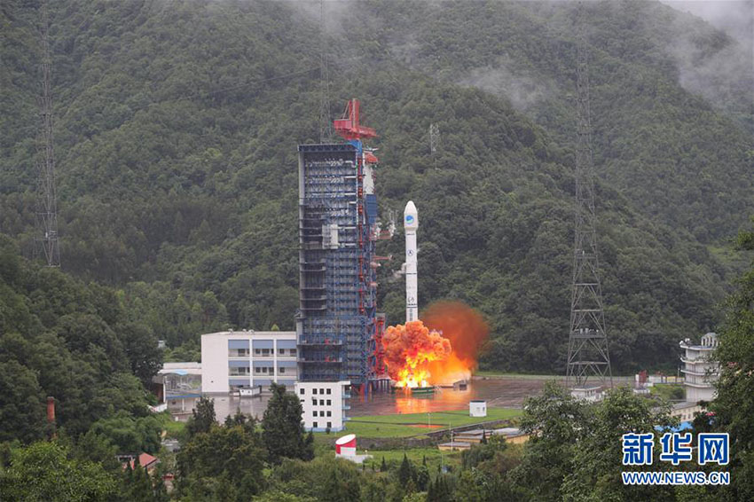 China lança satélites gêmeos de navegação do Beidou-3