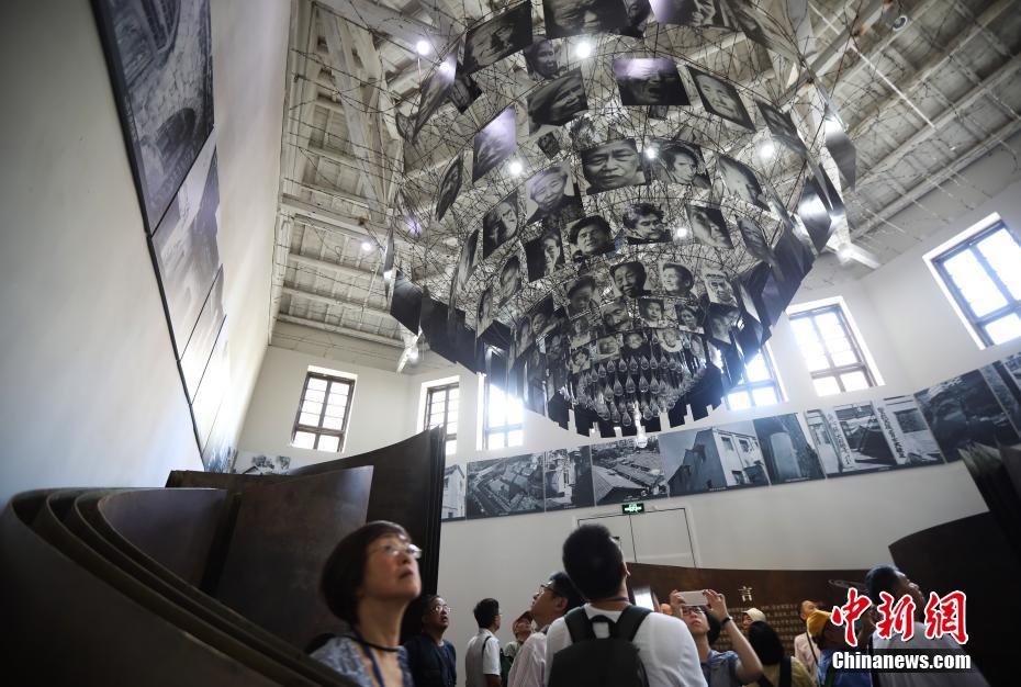 Galeria: Cidadãos visitam museu em memória das “mulheres de conforto” em Nanjing