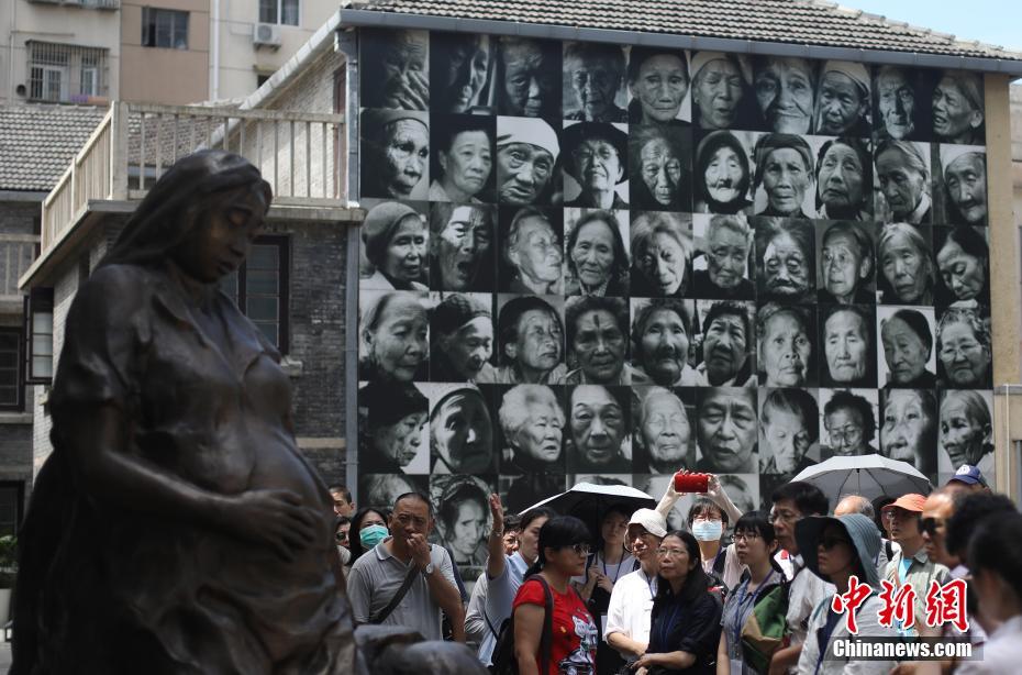 Galeria: Cidadãos visitam museu em memória das “mulheres de conforto” em Nanjing