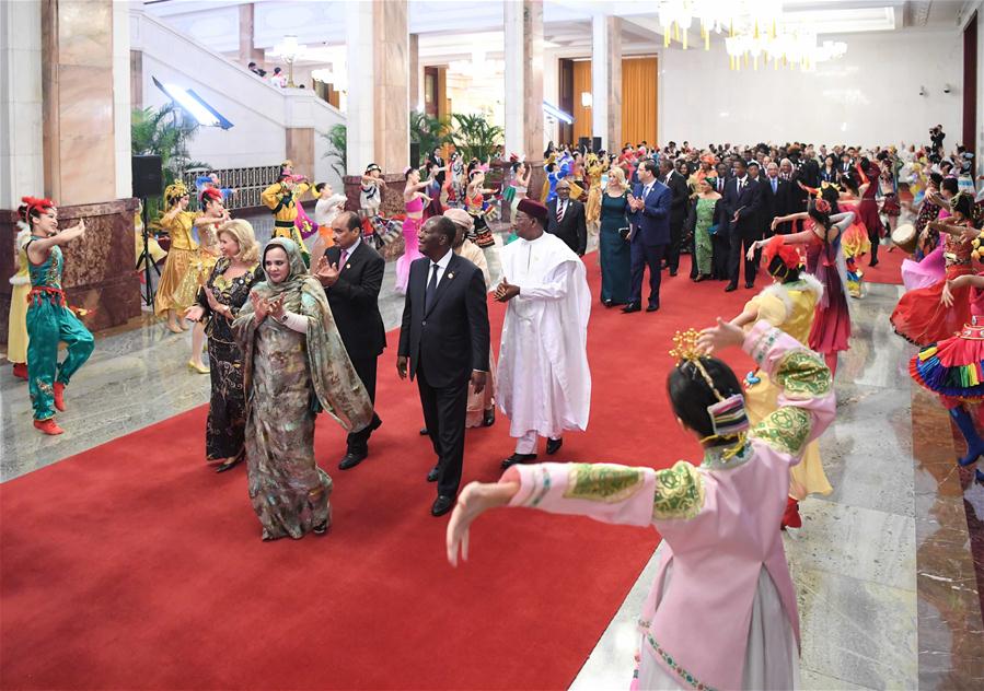 Xi oferece banquete de boas-vindas a líderes que participam da cúpula do FOCAC