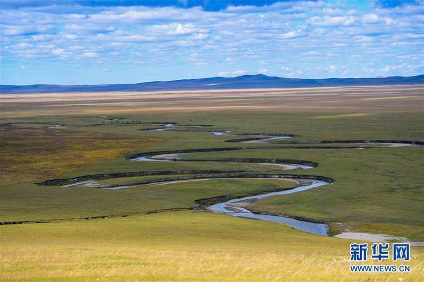 Paisagem da pradaria Ulgai em Xilingol, norte da China