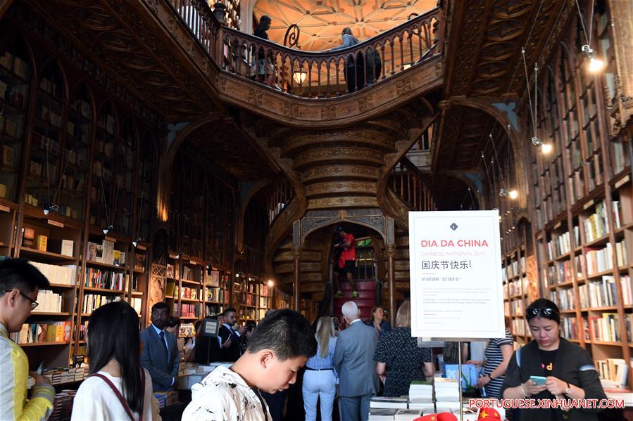 Tradicional Livraria Lello do Porto sedia evento Dia da China