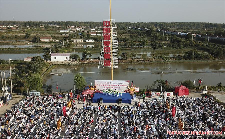 Festival de caranguejo em Jiangsu atrai milhares de pessoas